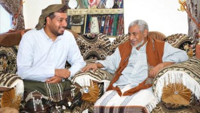 الشيخ العكبري يطمئن على صحة عضو رئاسة الهيئة العليا لمؤتمر حضرموت الجامع العميد بامعلم