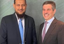 المحافظ عبدالرحمن شيخ يبحث مع السفير الأمريكي سُبل تعزيز الاستقرار في العاصمة عدن