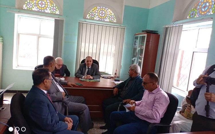 المخلافي يتفقد عدد من المرافق الخدمية ويشدد على تحسين مستوى الأداء والانضباط الوظيفي