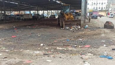 بتوجيهات الشاذلي.. صندوق النظافة يدشّن حملة شاملة لرفع مخلفات الأمطار بعدن