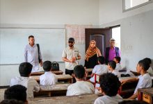 بن جرادي يتفقد سير العملية التعليمية في مدارس وثانويات صيرة بعدن