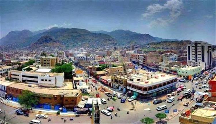 تعز.. سيول مدمّرة في المخا تودي بحياة 4 أطفال وسط استمرار البحث عن مفقودين