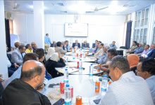 تقديرًا لمسيرته الأكاديمية.. مجلس جامعة عدن يكرم وزير التربية والتعليم