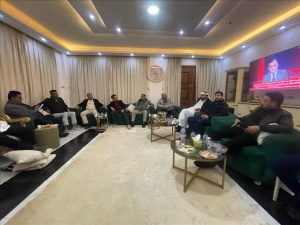 حسن باعوم يستقبل عددًا من الشخصيات الوطنية