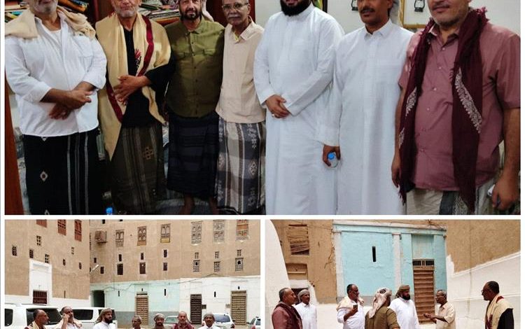 زيارة تراثية لمدينة شبام.. الشيخ ناصر أبو صهيب يشيد بعراقة التاريخ الحضرمي