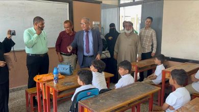 زيارة مفاجئة لوزير التربية والتعليم (العبادي) للمدارس مع بداية الفصل الدراسي الثاني