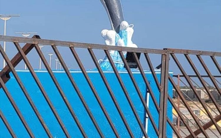 صندوق النظافة بالمهرة يدشن ثلاثة مجسمات جمالية احتفاء بعيد الفطر