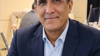 عارف ناجي: إذا كان الانتقالي عائقًا.. فلماذا لا تُطبق المعايير على بقية القوى !!