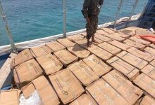 عملية بحرية لافتة قرب باب المندب.. إحباط شحنة قادمة من إيران كانت في طريقها إلى الحوثيين