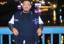 فنان يمني يعود بعد غياب طويل.. وتوقيفه في مطار العاصمة المؤقتة عدن يثير جدلاً واسعاً