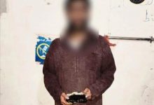 قوات طوق العاصمة عدن تضبط متهماً بحوزته نصف كيلو حشيش في منفذ العلم