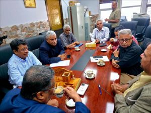 لقاء هام بين مدير عام شركة النفط ووكيل العاصمة عدن ومدير صندوق النظافة