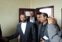 محافظ الضالع يطلع على مستوى الانضباط الوظيفي في عدد من المكاتب التنفيذية