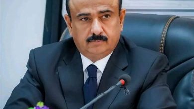 محافظ شبوة يؤكد دعمه لتوجهات قيادتي الدولة والحكومة لاعادة تشغيل القطاعات النفطية وتطوير استثماراتها.