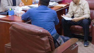 محافظ شبوة يوجّه بمخاطبة شركة الغاز الطبيعي المسال لزيادة الطاقة الكهربائية لمحطة بالحاف