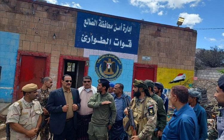 مدير عام شرطة الضالع يتفقد الوحدات الأمنية بالمحافظة ويشدد على الإنضباط الأمني