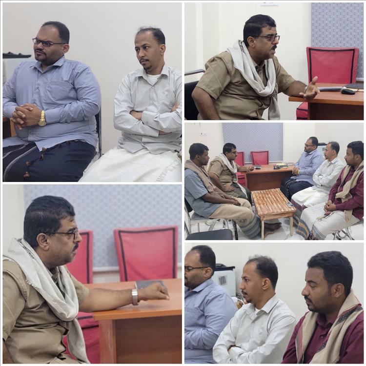 مدير مكتب الشؤون الاجتماعية والعمل بمديرية القطن يزور اللجنة الشبابية بمنطقة العقاد ويثمن مسيرتها الحافلة بالعطاء