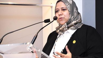 منى لقمان تدعو لمقاربة مهنية في التعيينات الدبلوماسية وتؤكد حساسية منصب واشنطن