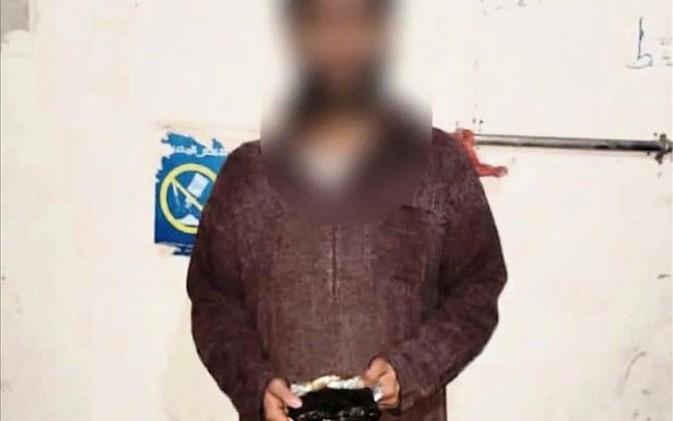 نجاح أمني جديد في عدن.. ضبط نصف كيلو حشيش في منفذ العلم