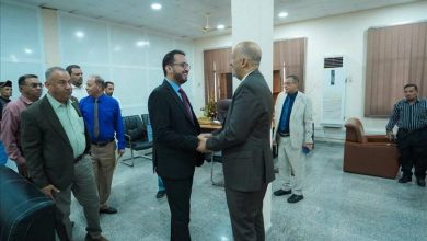 وزير الخدمة المدنية يتفقد مستوى الانضباط الوظيفي عقب انتهاء إجازة عيد الفطر