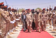 وزير الدفاع يطلع على جاهزية المنطقة العسكرية الأولى