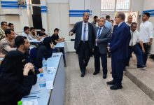 وزير الصحة ورئيس جامعة عدن يدشنان الدورة الامتحانية الأولى لتقييم الكفاءة المهنية للكوادر الصحية