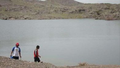 وفاة طفل غرقًا في أحد الحواجز المائية بتعز