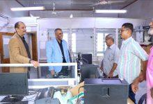 وكيل محافظة عدن يتفقد مستوى الانضباط الوظيفي في المؤسسة المحلية للمياه