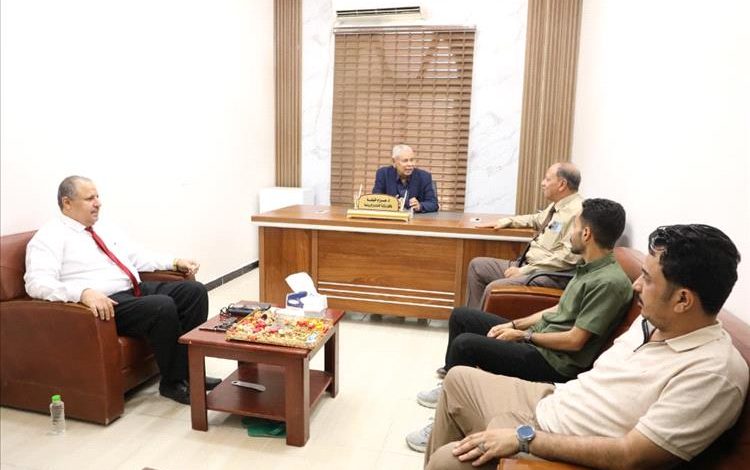 وكيل وزارة الخدمة المدنية يشيد بالانضباط الوظيفي بوزارة الشباب والرياضة