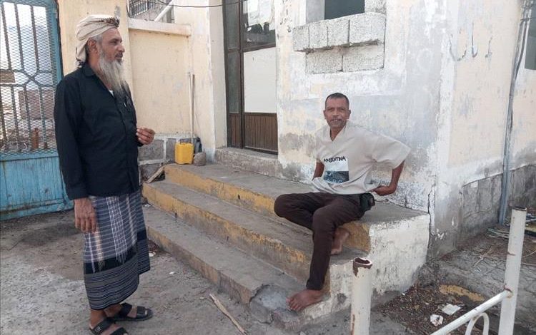 ​إدارة الموارد البشرية تنفذ نزولاً ميدانياً لتفقد الانضباط وتفحص أضرار الأمطار في المعاهد التقنية والمهنية بعدن