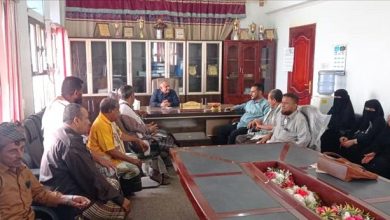 ​تربية لحج تستأنف الدوام الرسمي وتتفقد مستوى الانضباط الوظيفي