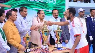 اختتام بطولة البرنامج السعودي لتنمية وإعمار اليمن لكرة اليد في مأرب بتتويج نادي الوطن بطلاً