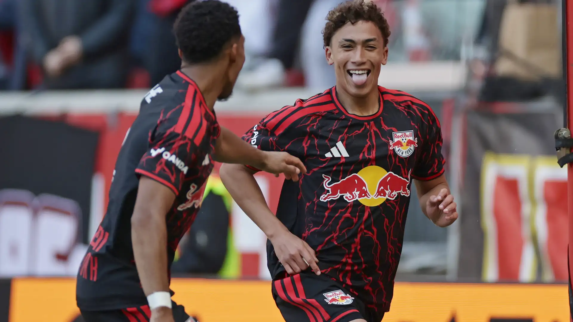 أدري محمدي يشعل الصراع وسط كبار أوروبا .. على رأسهم ريال مدريد