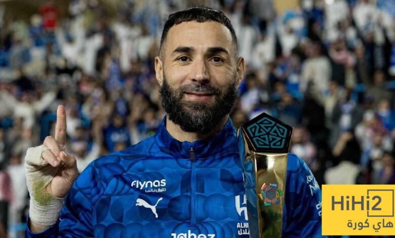 كريم بنزيما يجلد ريال مدريد الحالي