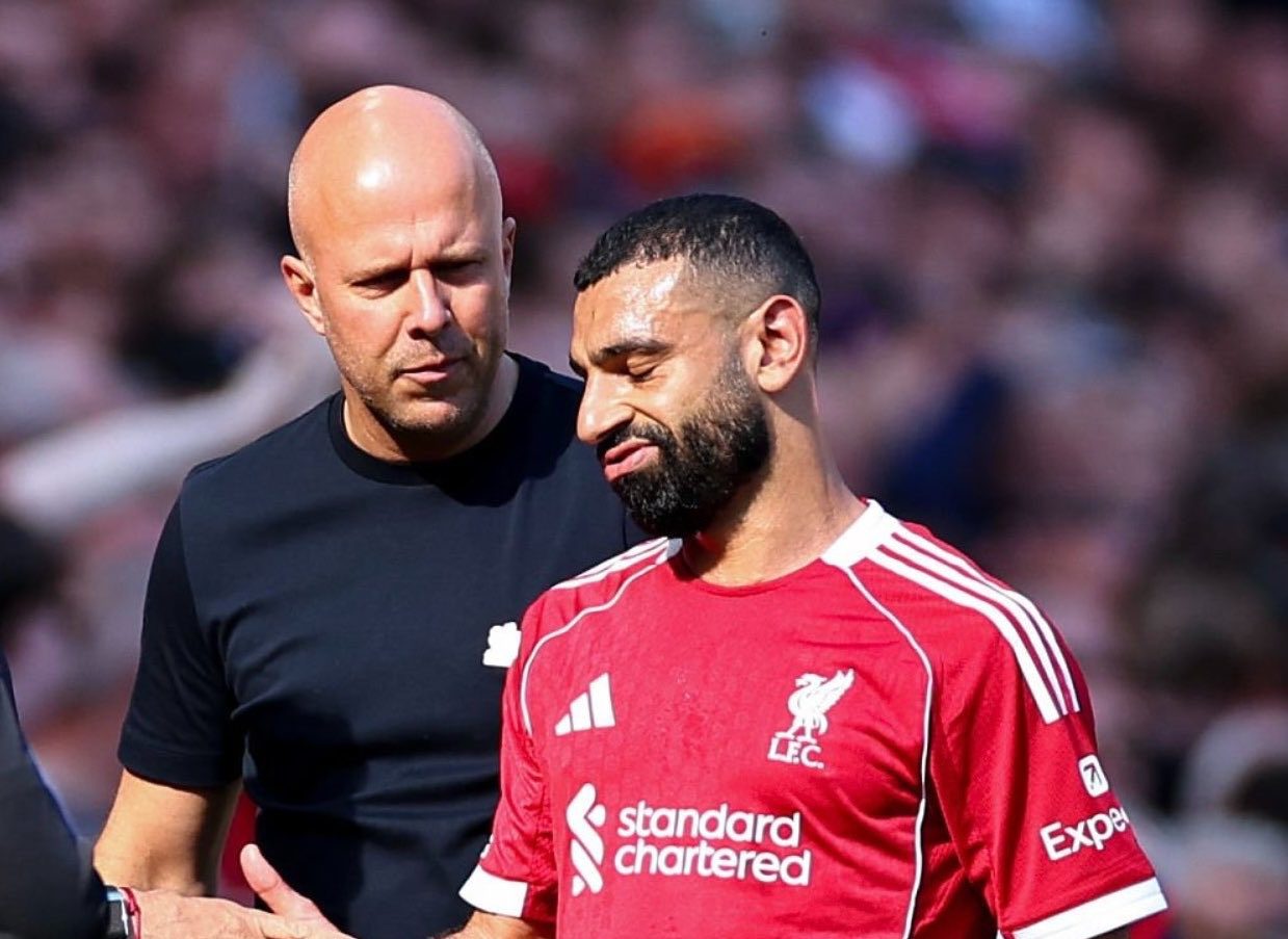 آرني سلوت يعلق على إصابة محمد صلاح