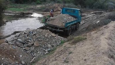 إصلاح طريق قرية أمنجدة بعد أضرار السيول بدعم من درع الوطن