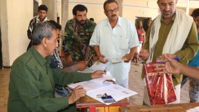 إقبال متزايد على استخراج البطاقة الذكية في الأحوال المدنية بخنفر أبين إقبال متزايد على استخراج البطاقة الذكية في الأحوال المدنية بخنفر أبين