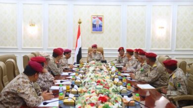 اجتماع عسكري في عدن يبحث مستوى التقدم في ضبط بيانات القوات المسلحة وأتمتتها