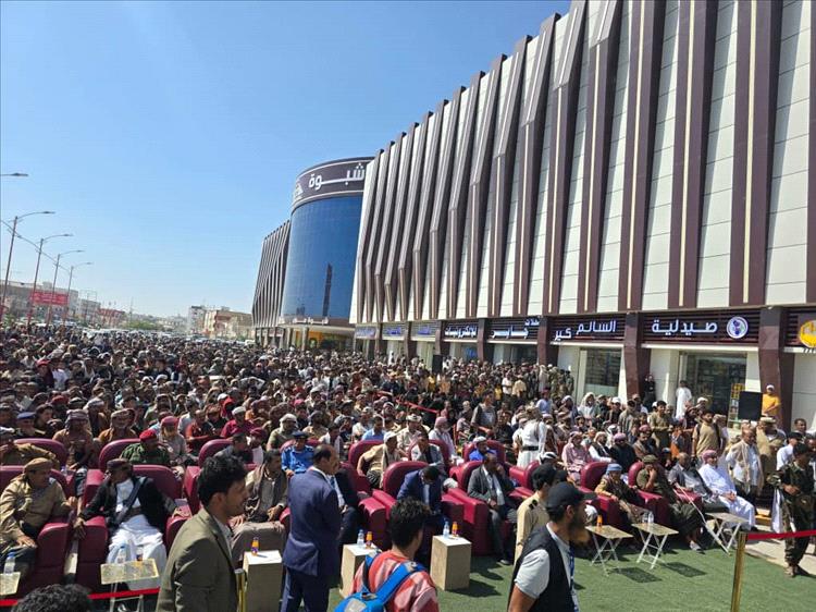 افتتاح مشروع شبوة مول ب 12 مليون دولار.
