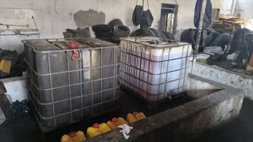 الأمن يضرب بيد من حديد.. توقيف عصابة لتهريب الديزل في مخبأ بمنطقة الريان