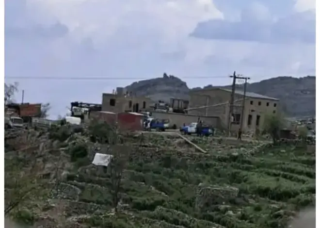 الحوثيون يحاصرون أهالي منطقة القليع بمحافظة حجة ويعتقلون عددًا منهم
