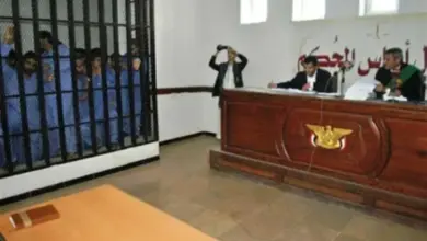 الحوثيون يطيحون بأكثر من 50 قاضيًا لصالح خريجي الدورات الطائفية (أسماء)