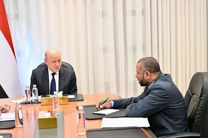 الرئيس العليمي يبشر أبناء محافظة الضالع بحزمة مشاريع كبيرة في مختلف القطاعات التنموية والخدمية