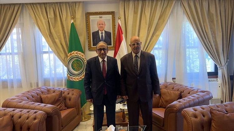 السفير موسى يبحث مع الأمين العام لمجلس الوحدة الاقتصادية العربية تعزيز التعاون المشترك