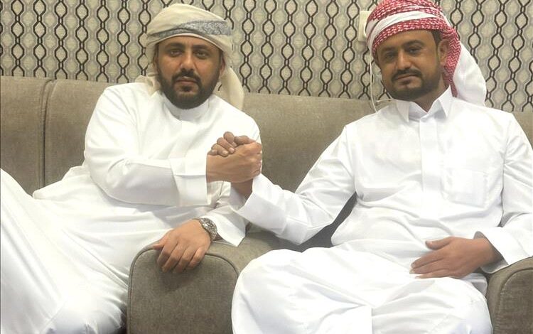 الشيخ ساري العزاني يستضيف القائد زكي عبدالقوي في لقاء ودي بالرياض