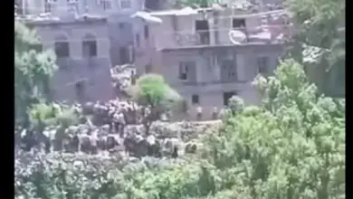 القبض على ‘‘الخال’’ الذي اعتدى على منزل ‘‘ابن شقيقته’’ ليلة زفافه بسبب ‘‘موكب المعازيم المفاجئ’’