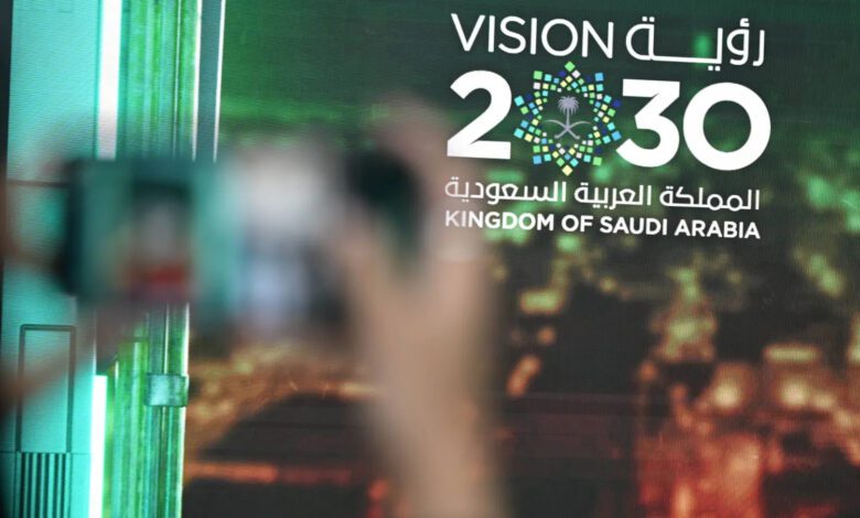 القطاعات والمناطق.. أين يتشكل زخم النمو في المرحلة الثالثة من رؤية 2030؟