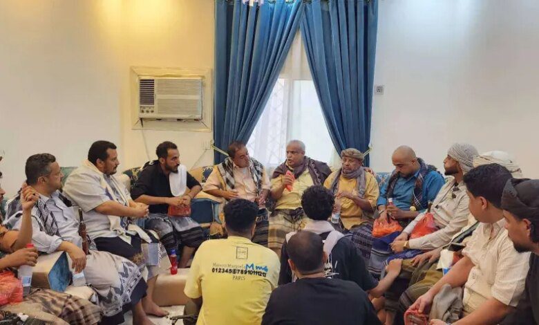 بعد 8 أشهر سجن.. نهاية سعيدة لحادثة إطلاق النار في عدن ورسالة تسامح تُسكت البنادق