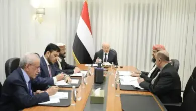 بينهم امرأة.. مناشدة عاجلة لرئيس مجلس القيادة لإنقاذ 11 يمنيًا في السجون العراقية
