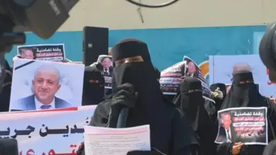 تحرك شعبي في عدن بشأن اغتيال التربوي ‘‘الشاعر’’ ورسائل حاسمة لمجلس القيادة والحكومة